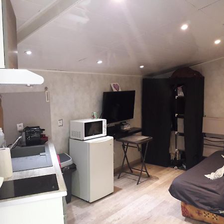 Chalet Type Studio De Charme Avec Jacuzzi Guest House Touet-de-l'Escarene Exterior photo