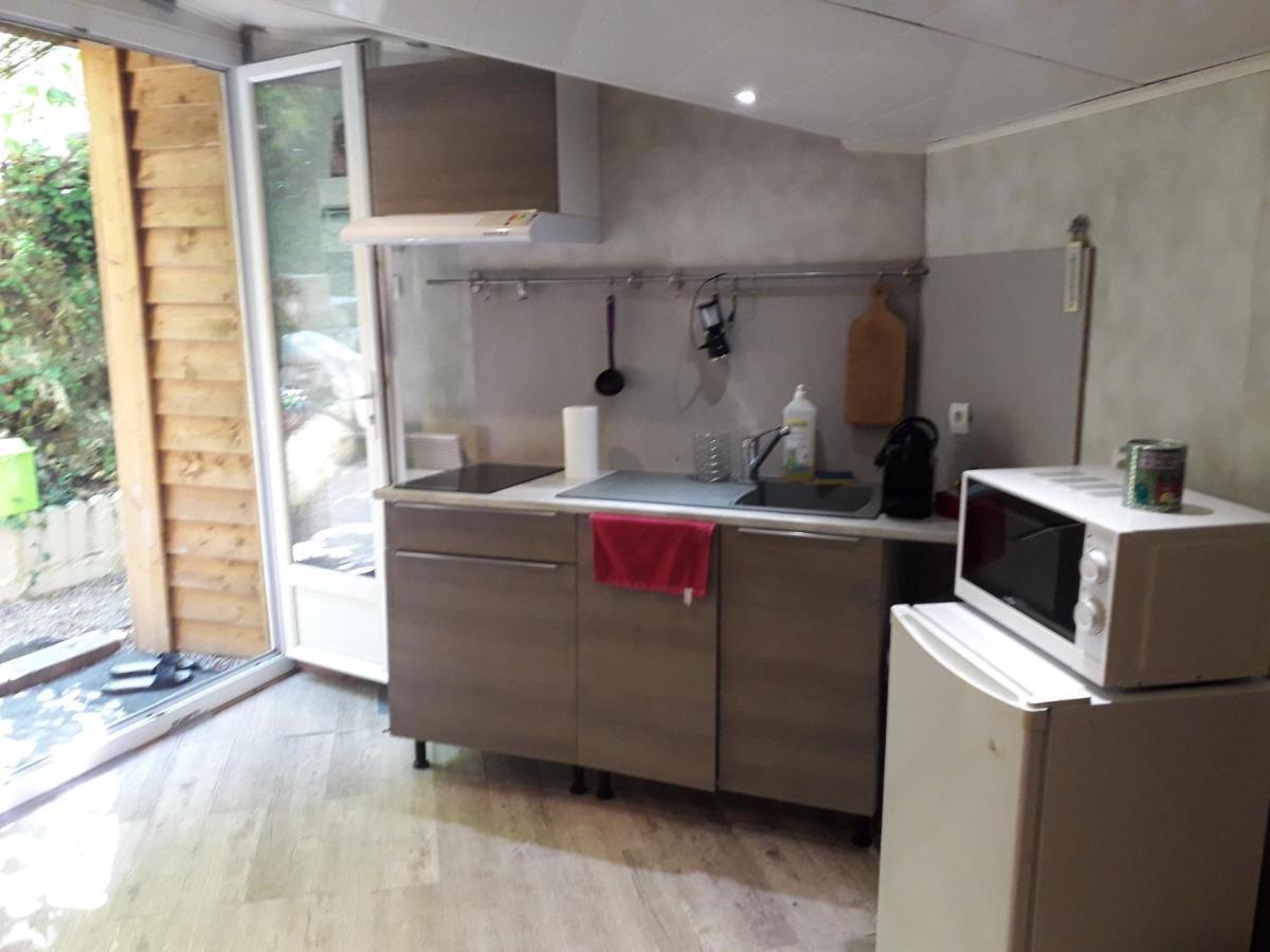 Chalet Type Studio De Charme Avec Jacuzzi Guest House Touet-de-l'Escarene Exterior photo